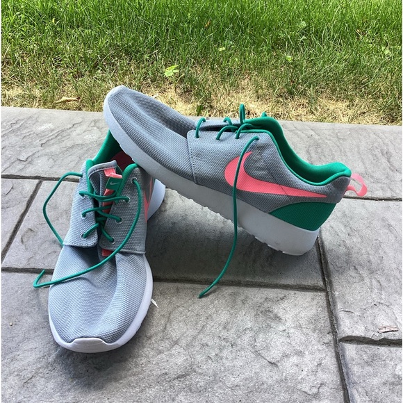 Nike Roshe One South Beach Mens Size 10 511881 038 - Picture 1 of 6